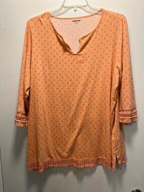 Blouse  Size 2X. 3/4 sleeves c